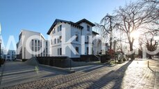 Sophienterrassen Campus am Mittelweg Büro mieten Hamburg Harvestehude workinup Villa Harmonie Altbau (7).jpg
